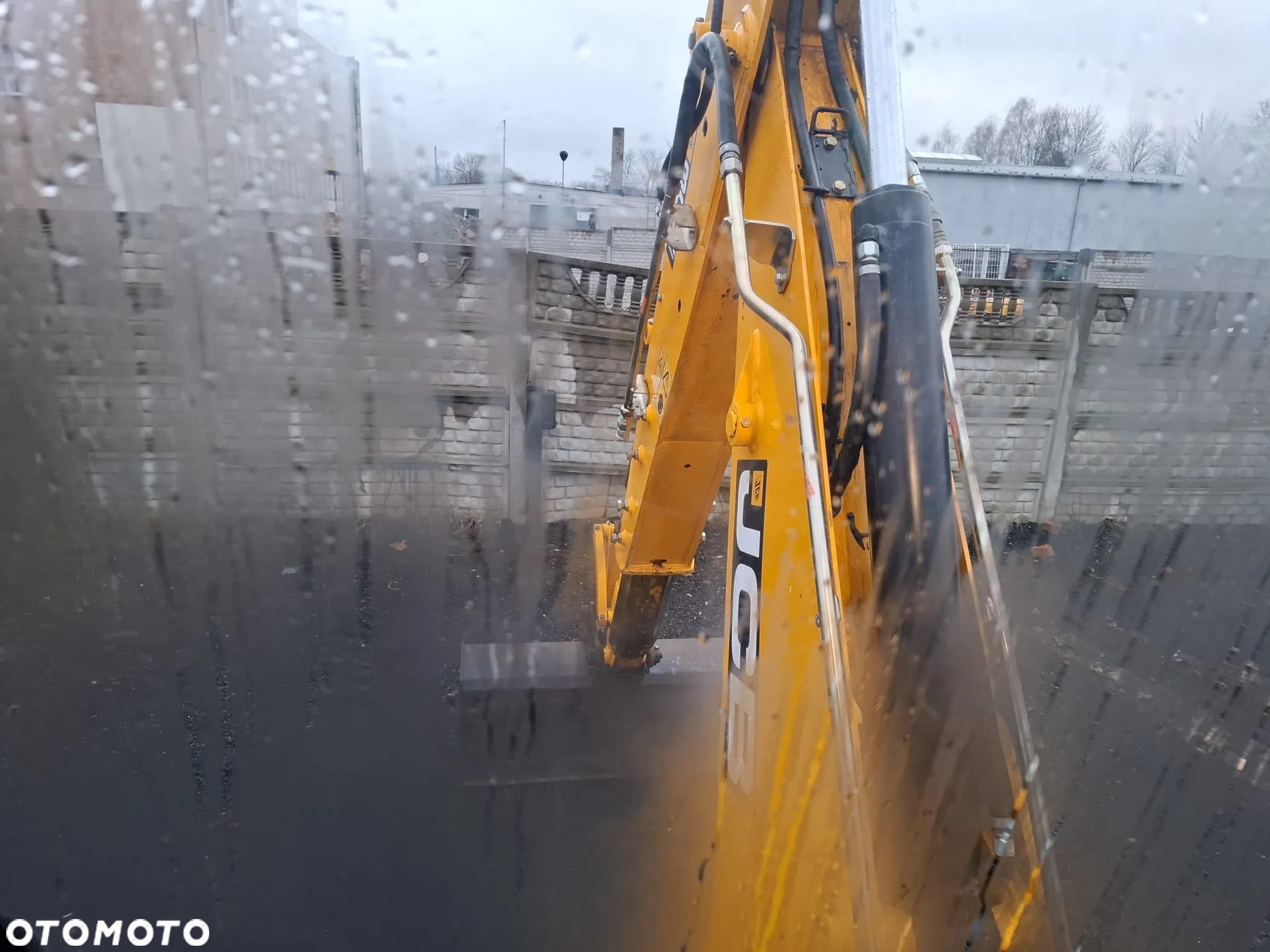 JCB 3CX - 9