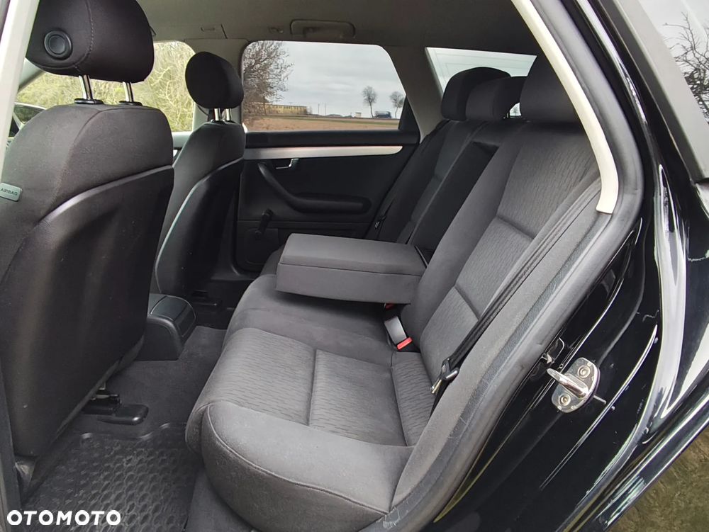Audi A4 Avant 1.6 - 35