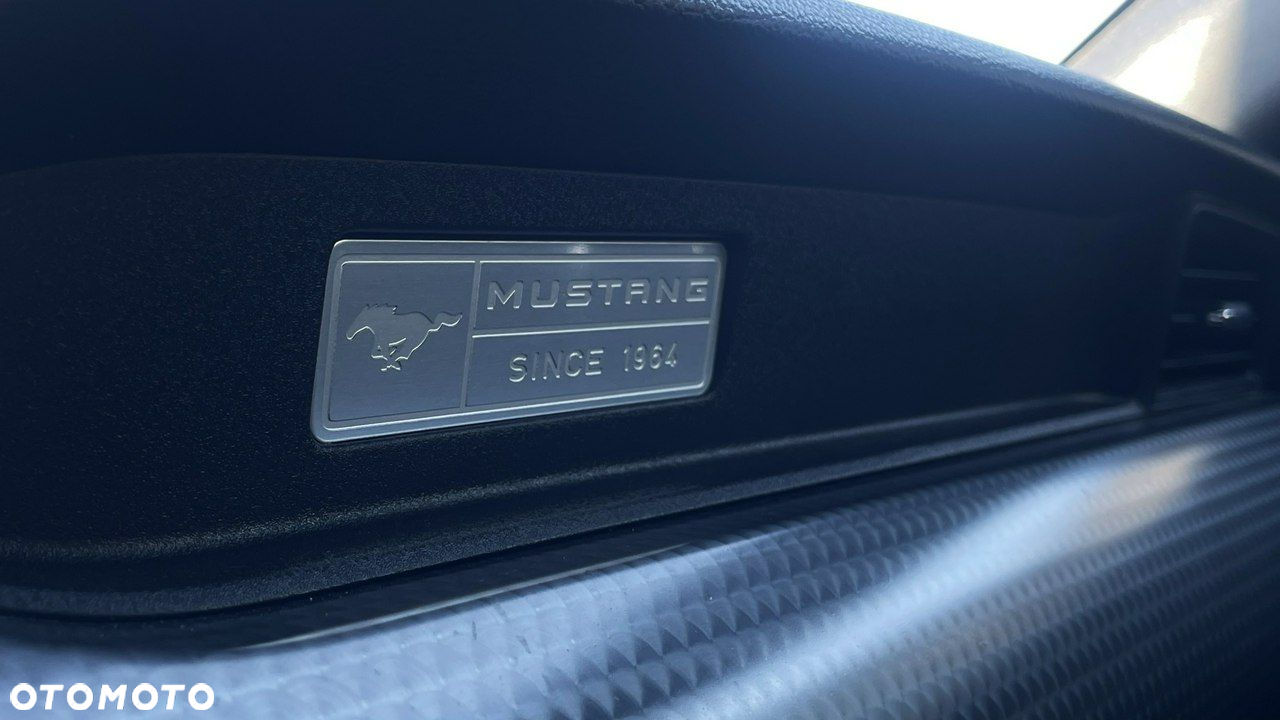 Ford Mustang 5.0 V8 GT - 10