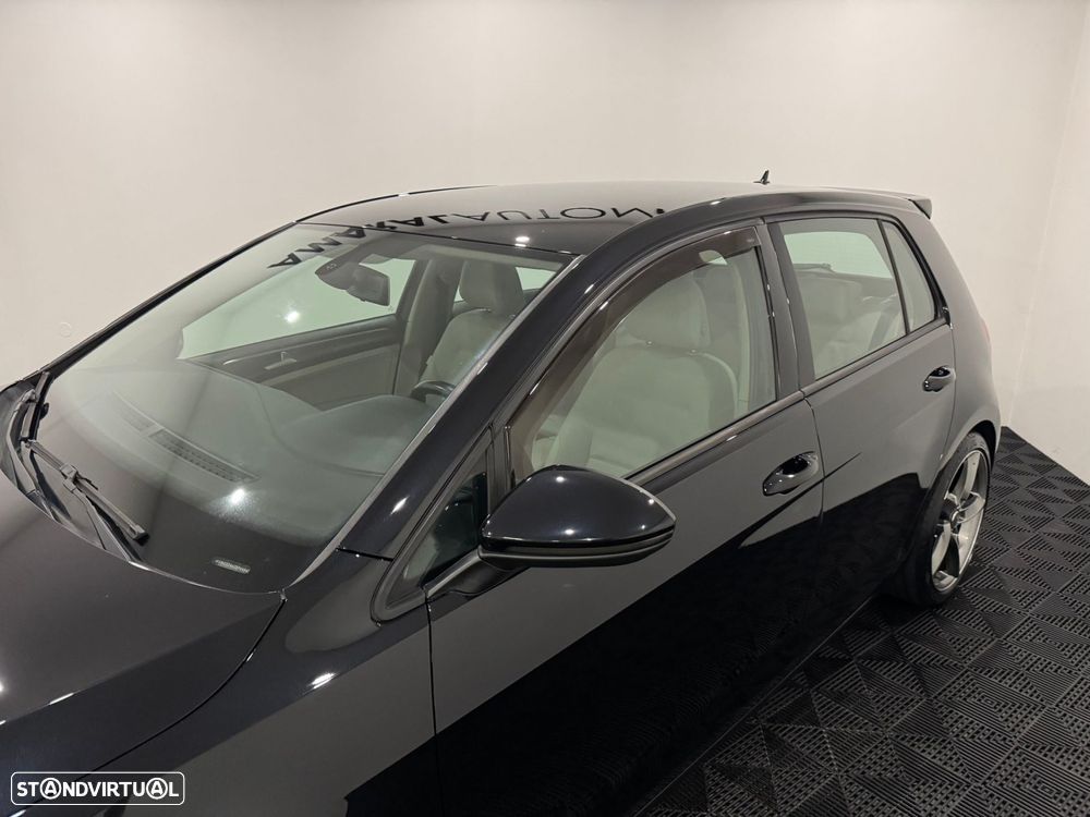 VW Golf 2.0 TDI Confortline - 17