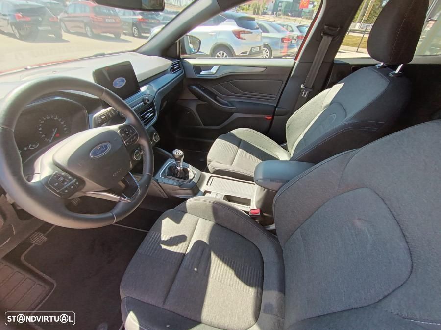 Ford Focus 1.0 EcoBoost Active - 9
