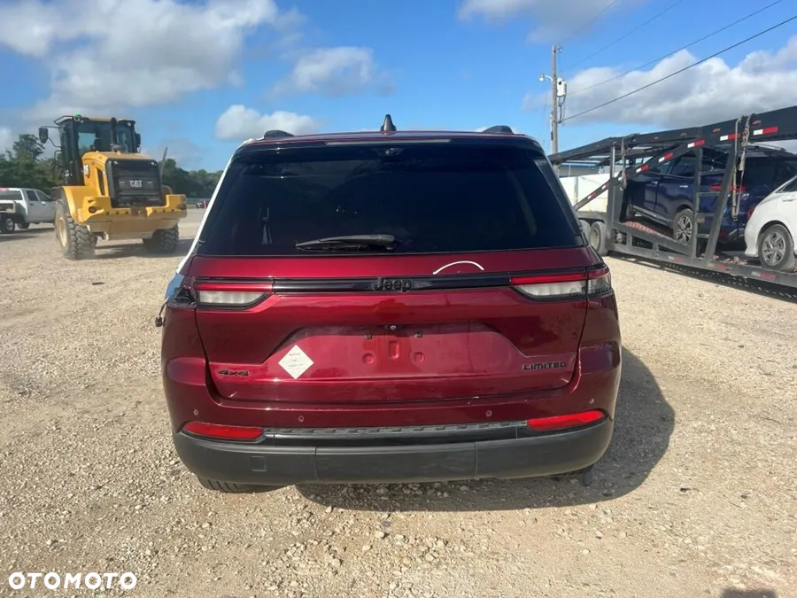 Jeep Grand Cherokee - 10