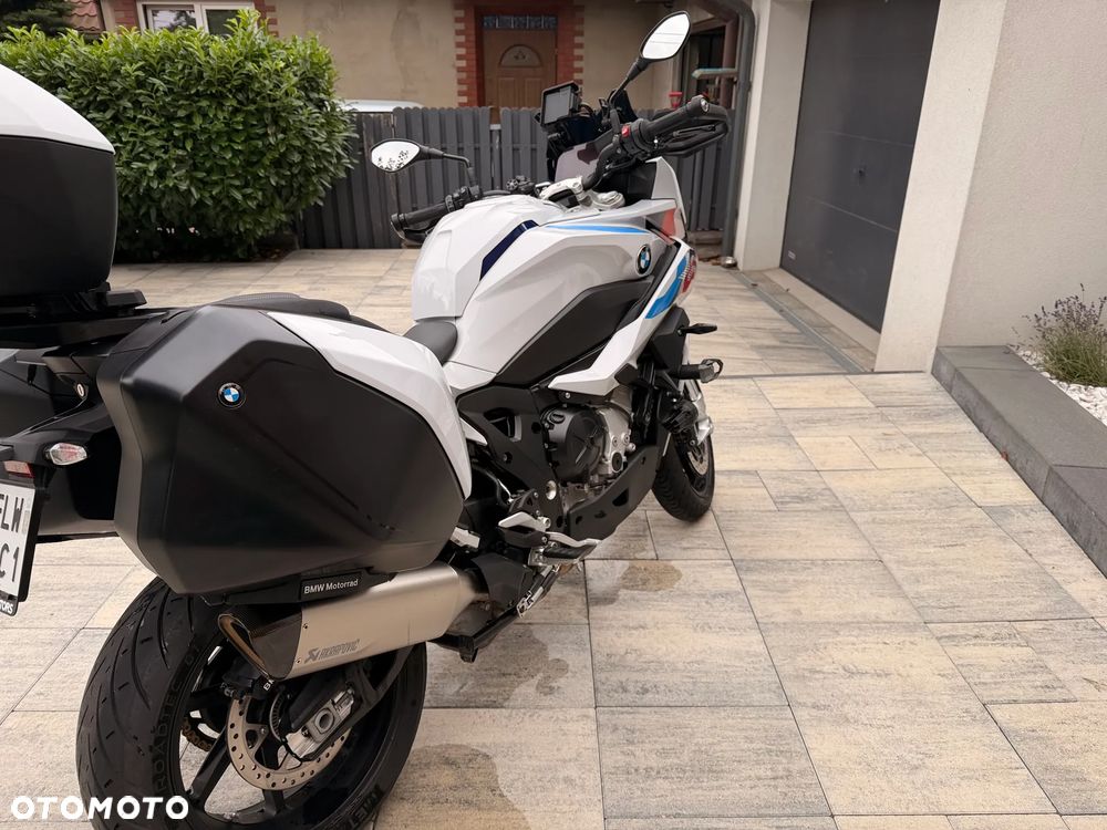 BMW XR - 4