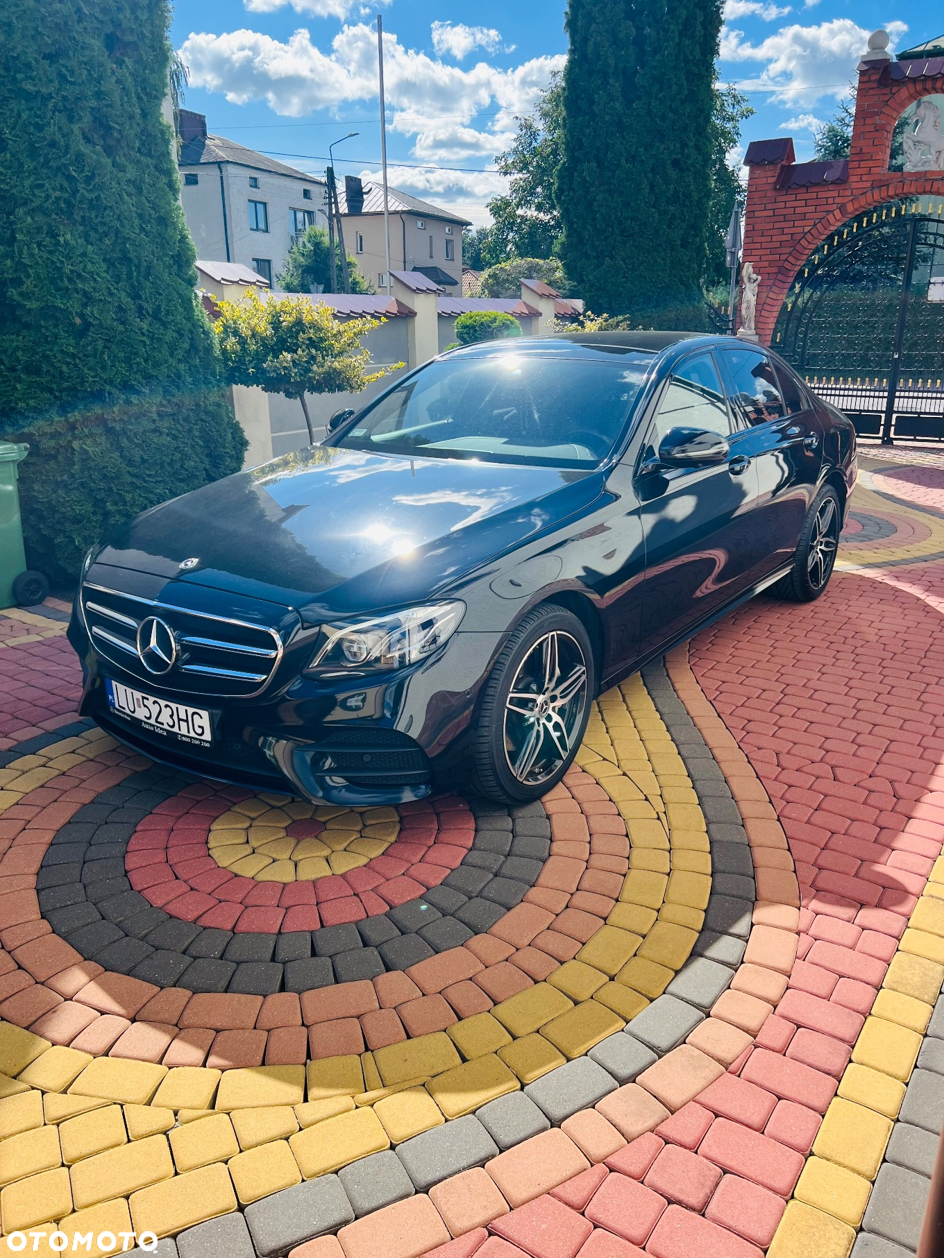 Mercedes-Benz Klasa E 220 d 4-Matic 9G-TRONIC - 2