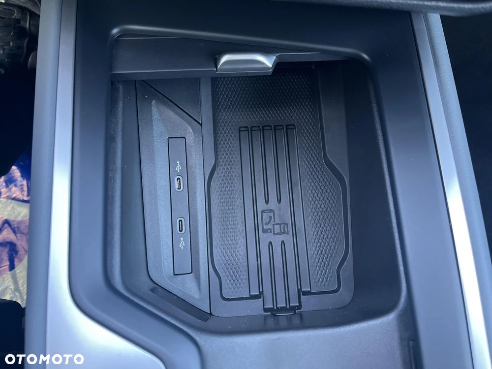 Volkswagen Passat Variant 2.0 TDI SCR Business DSG - 32