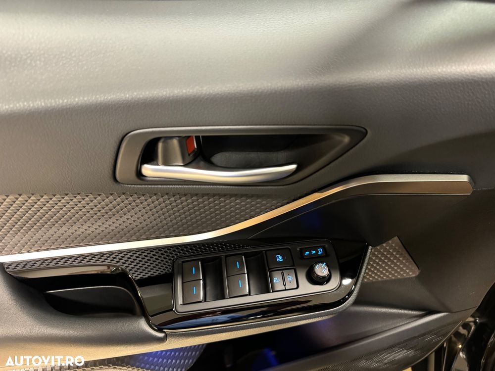 Toyota C-HR Hybrid Team Deutschland - 17