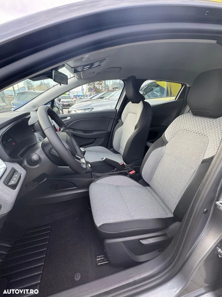 Renault Clio - 5