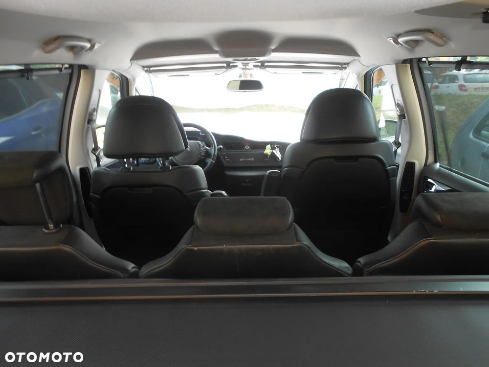 Citroën C4 Grand Picasso 2.0 HDi FAP 7-Sitzer ESG6 Exclusive - 6