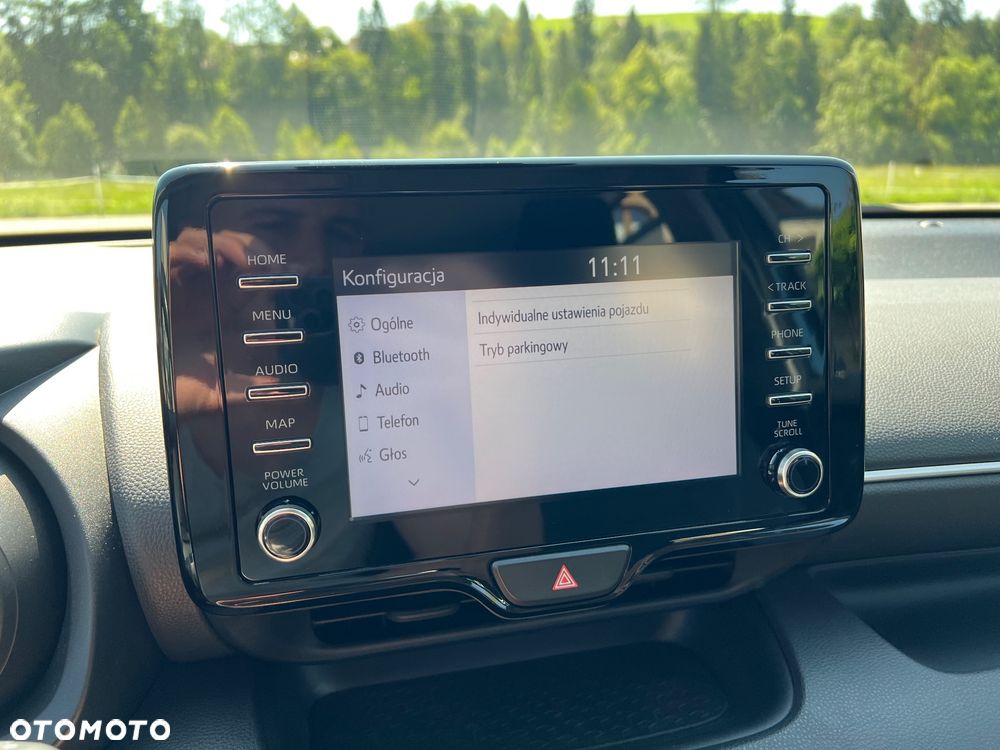 Toyota Yaris Hybrid 1.5 Premiere Edition - 18