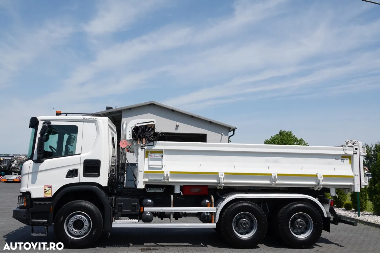 Scania P 370 XT / 6x4 / BASCULANTE / HYDROBOARD / BORDMATIC / 2021 - 12
