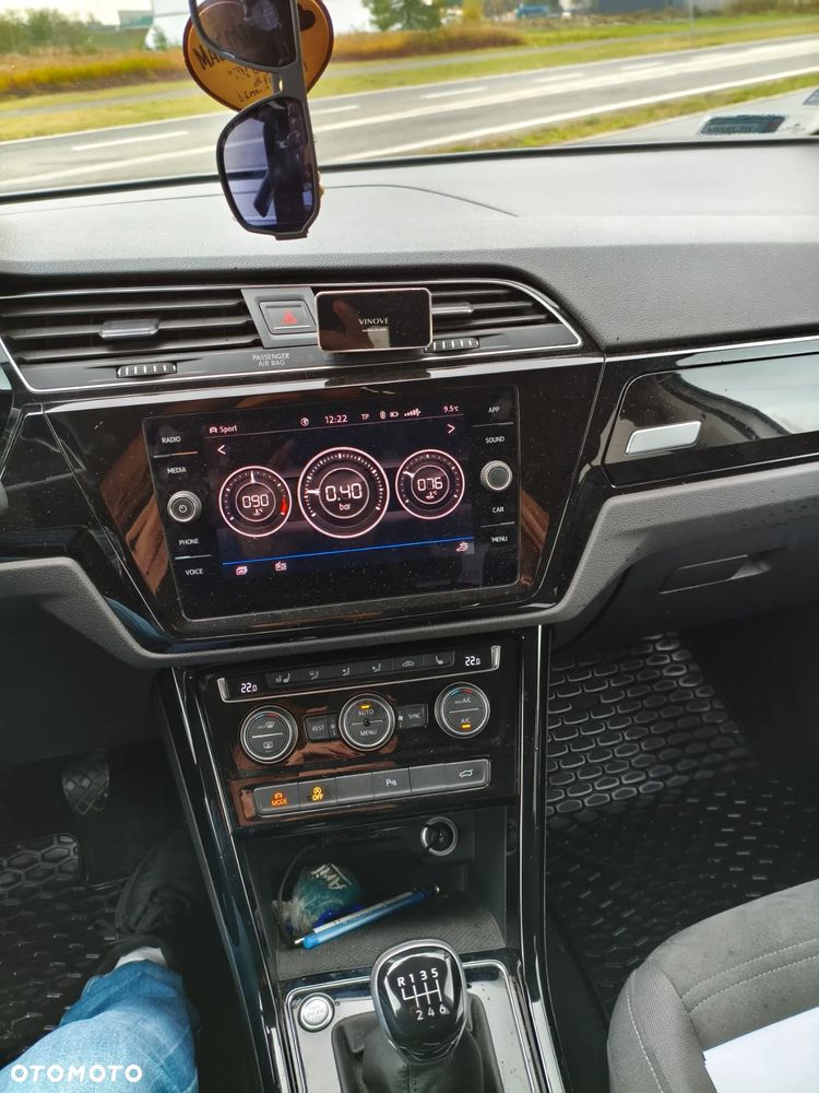 Volkswagen Touran 1.5 TSI EVO Highline - 8