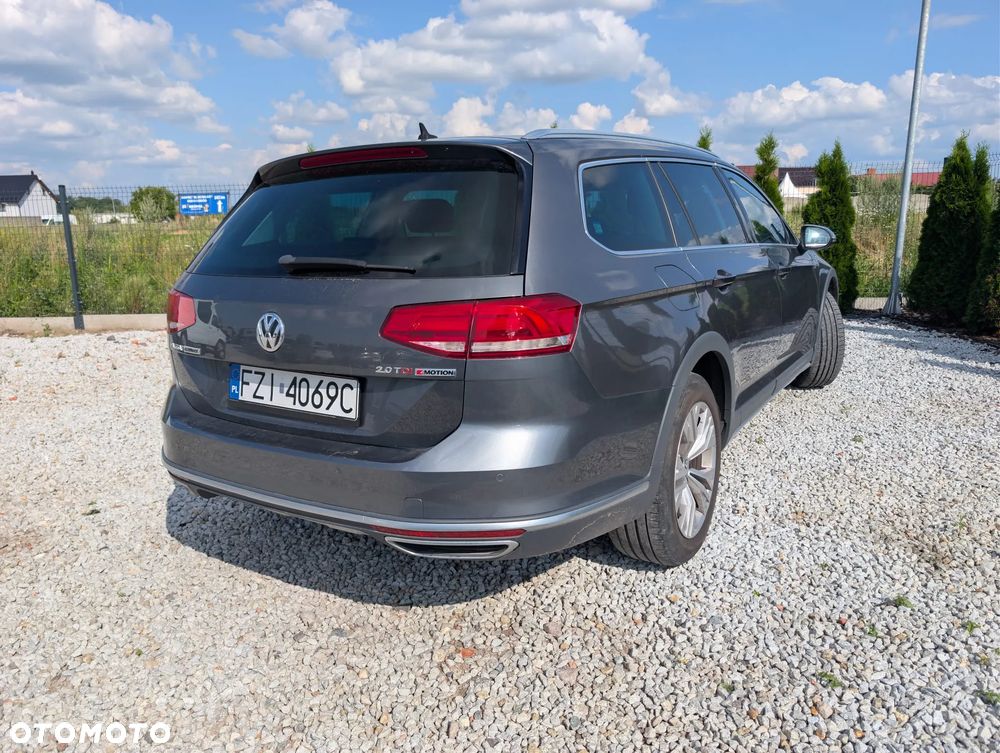 Volkswagen Passat Alltrack - 13