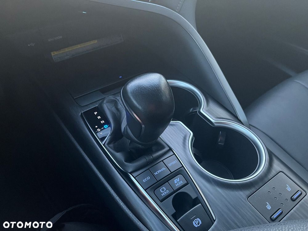 Toyota Camry 2.5 Hybrid Executive CVT - 19