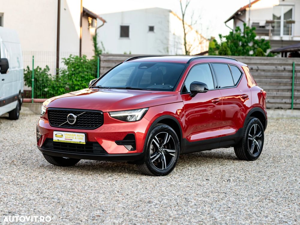Volvo XC 40 B4 AT8 AWD Mild Hybrid R-Design - 1