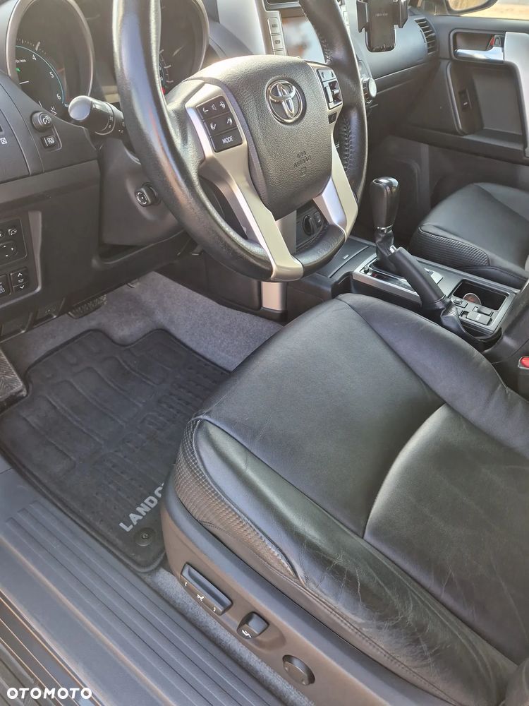 Toyota Land Cruiser 3.0 D-4D Automatik Executive - 19