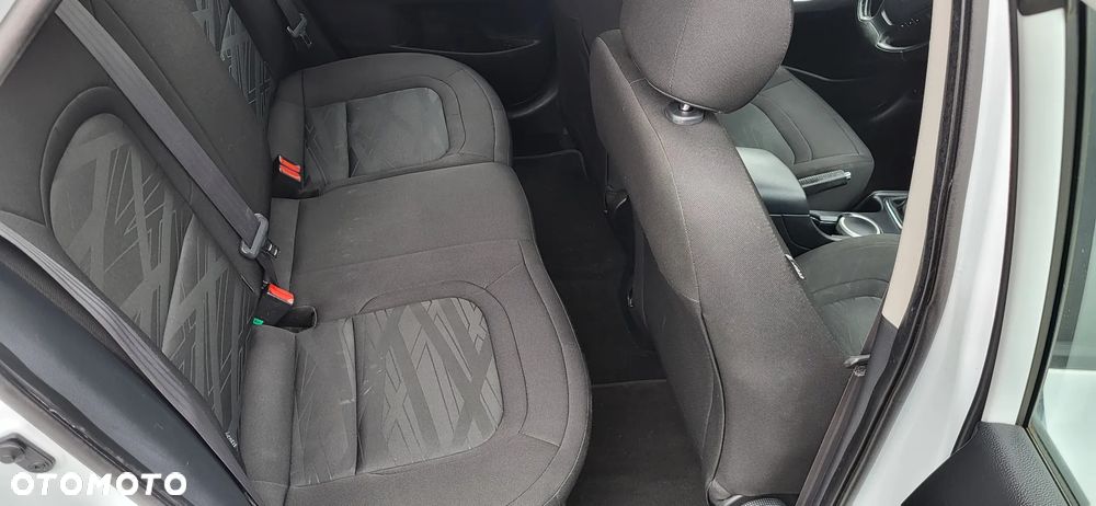 Kia Ceed 1.6 GDI Fifa World Cup Edition - 17