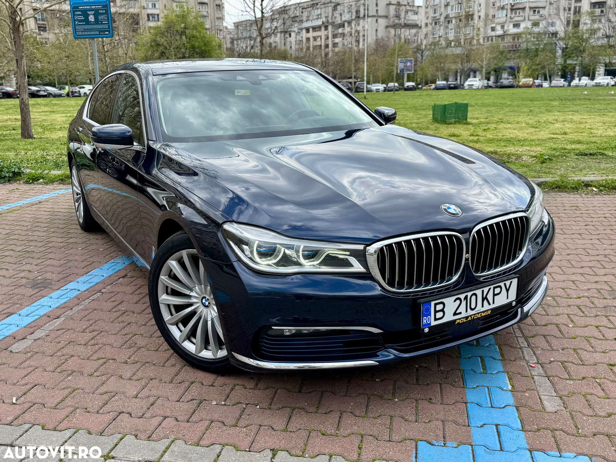 BMW Seria 7 740d xDrive - 9
