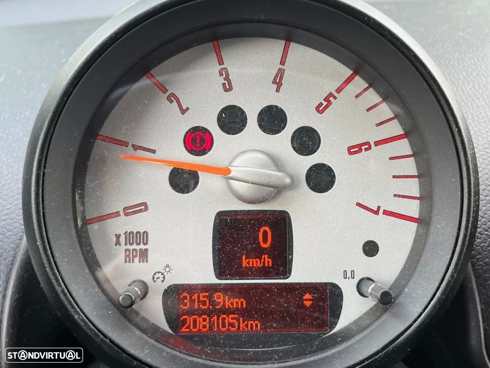 MINI Countryman Cooper D - 18