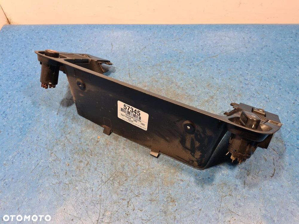 OPEL KADETT E LIFT OBUDOWA LICZNIKA 90360194 - 6