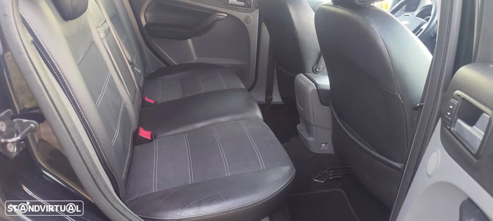 Ford Focus 1.6 TDCi Titanium - 16
