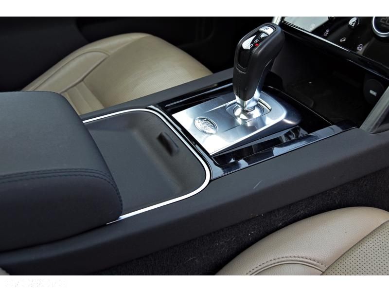 Land Rover Discovery Sport 2.0 D180 SE - 36