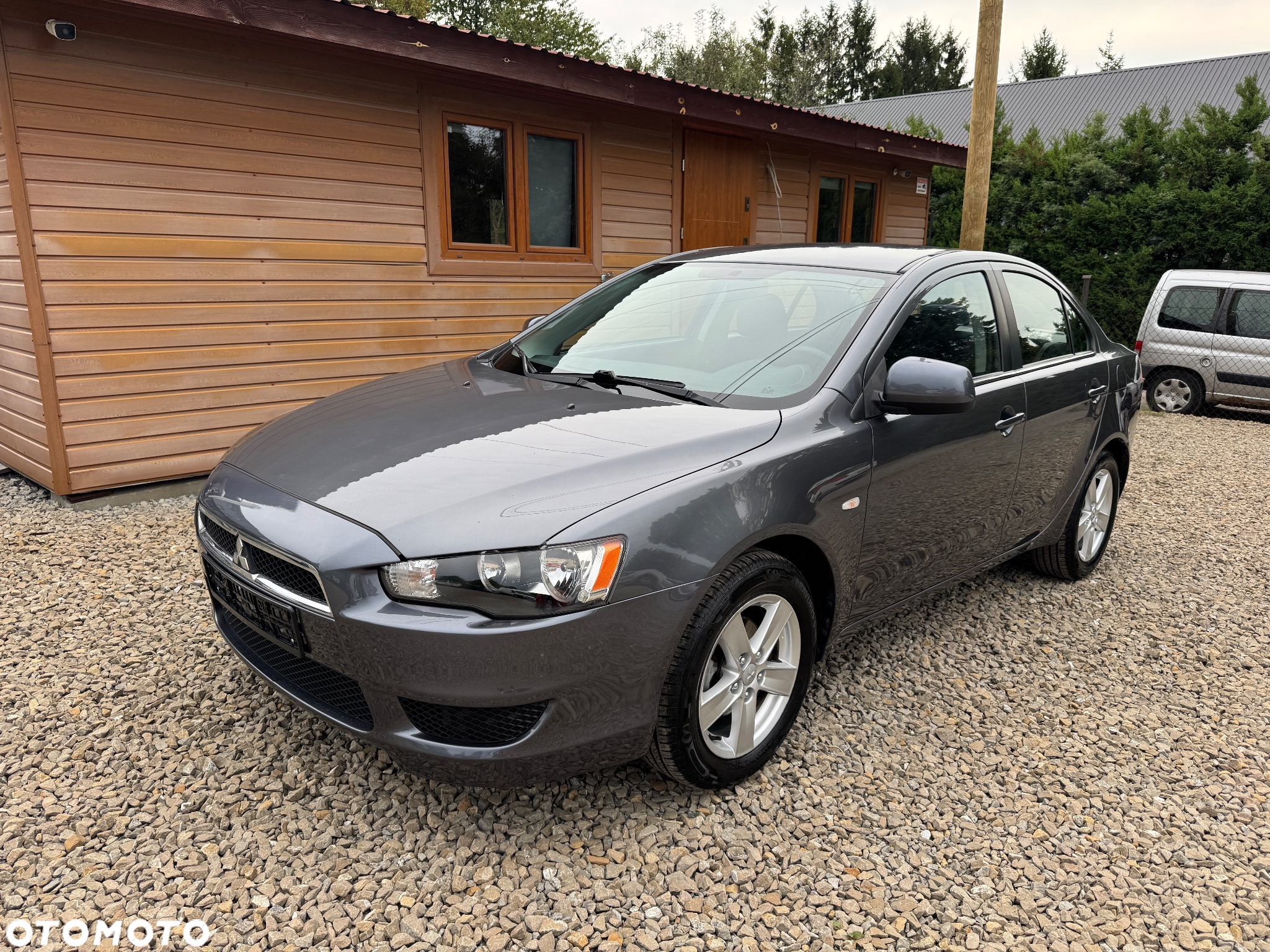 Mitsubishi Lancer 1.8 CVT Invite - 7
