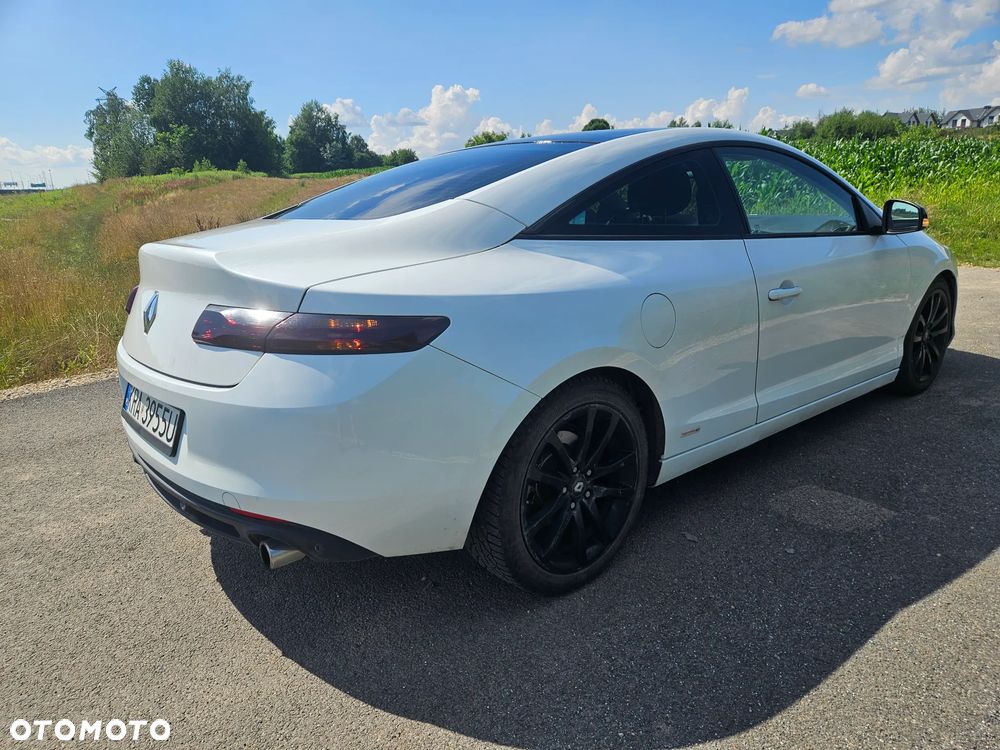 Renault Laguna 2.0 dCi Monaco GP2 - 2