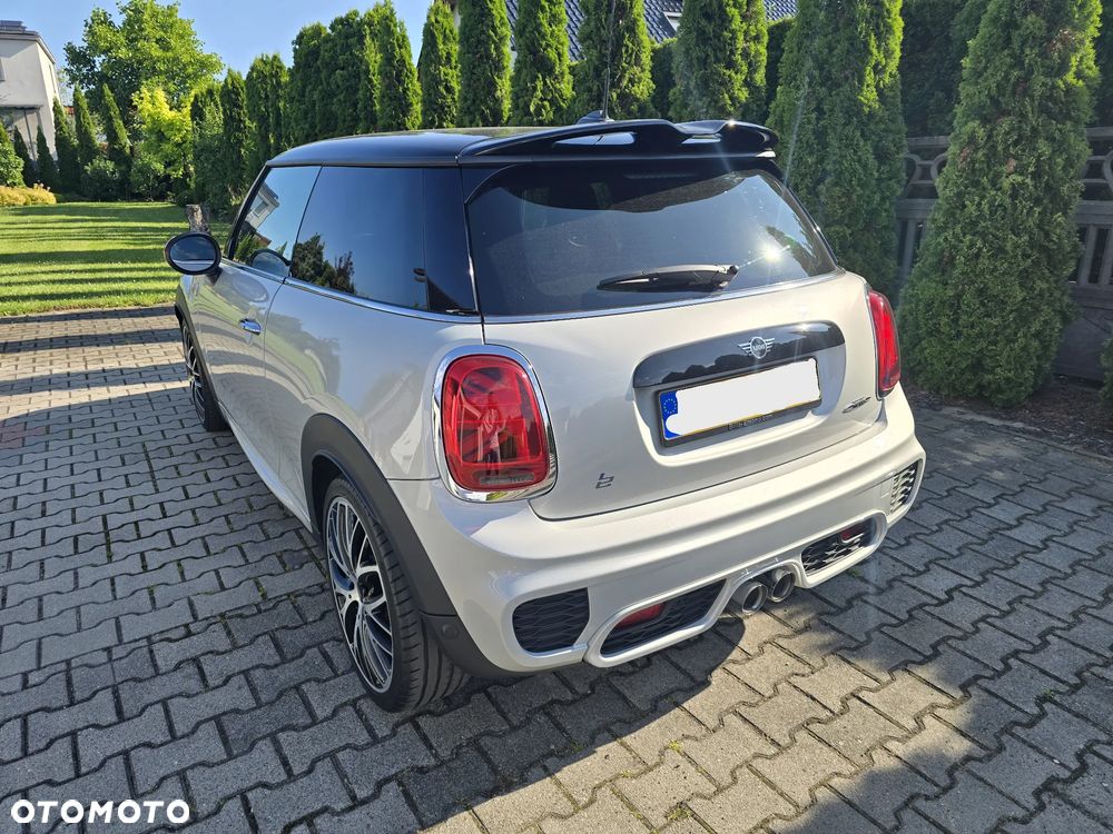 MINI John Cooper Works Essential Trim - 6