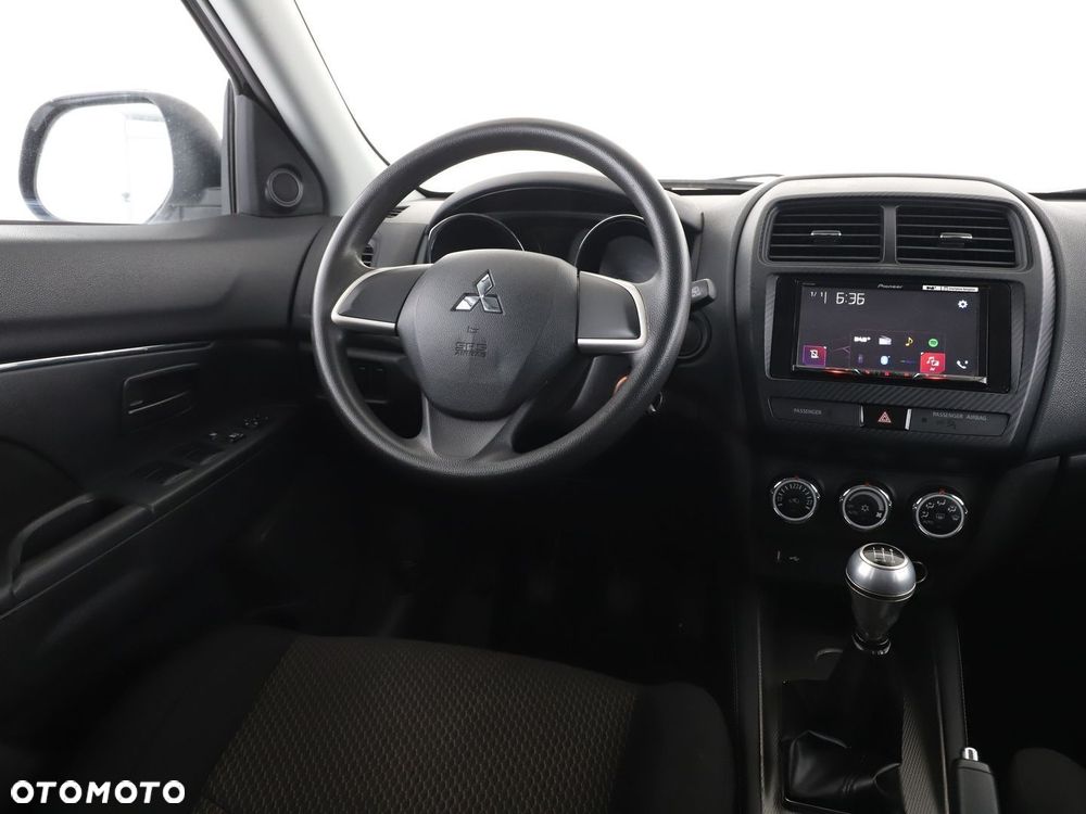 Mitsubishi ASX - 14