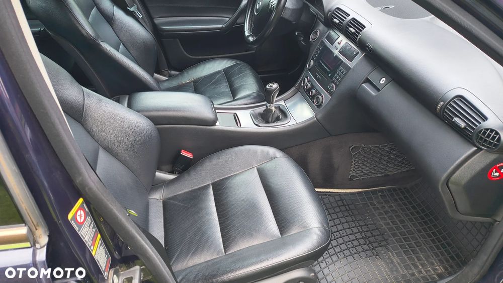 Mercedes-Benz Klasa C 180 T Kompressor Avantgarde - 25