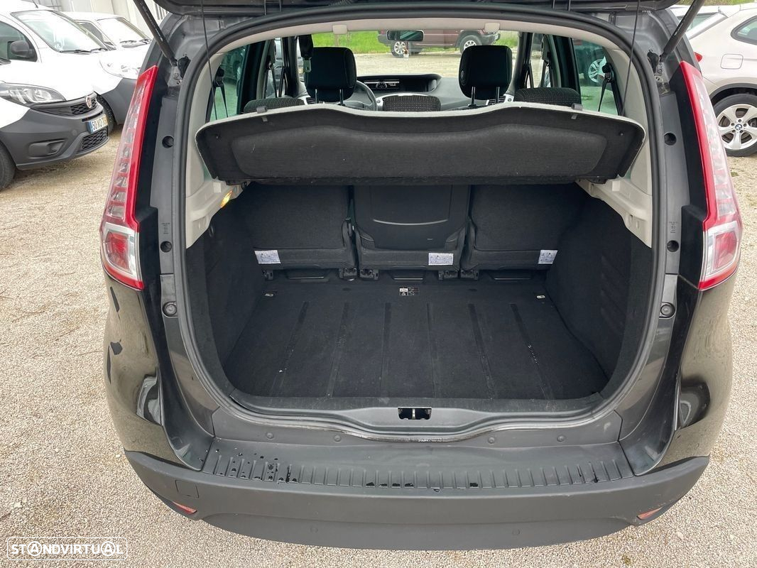 Renault Scénic 1.5 dCi Dynamique S EDC - 15