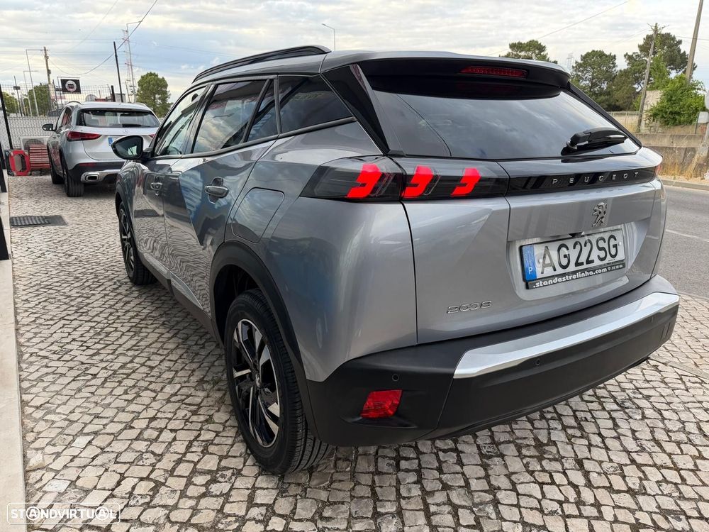 Peugeot 2008 1.2 PureTech Allure - 4