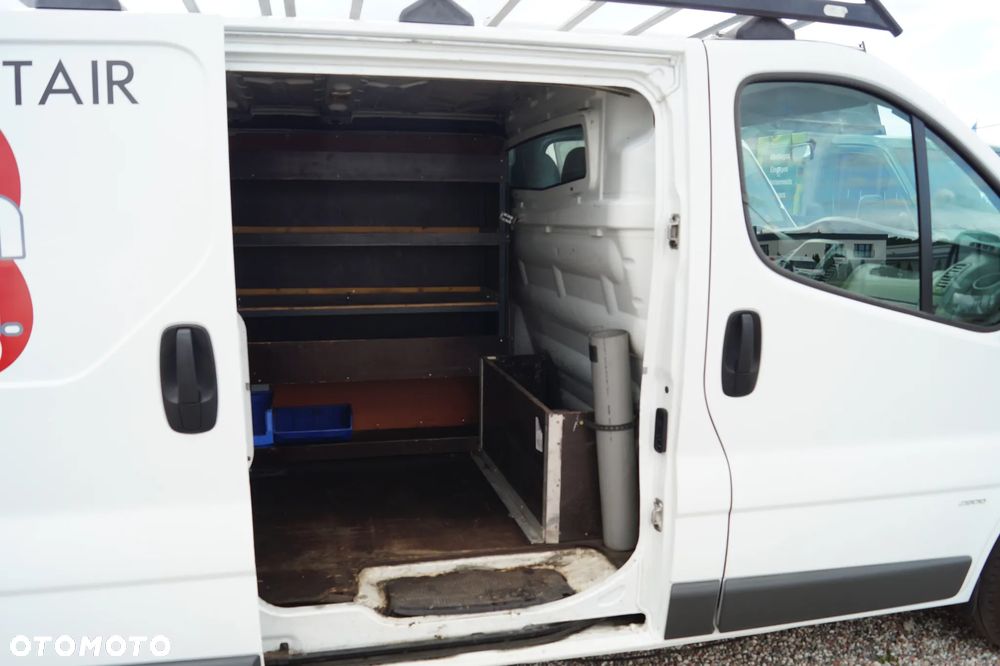 Opel VIVARO - 18