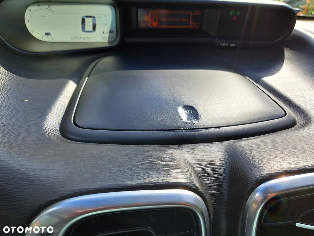 Citroën C3 Picasso 1.6i Exclusive - 20