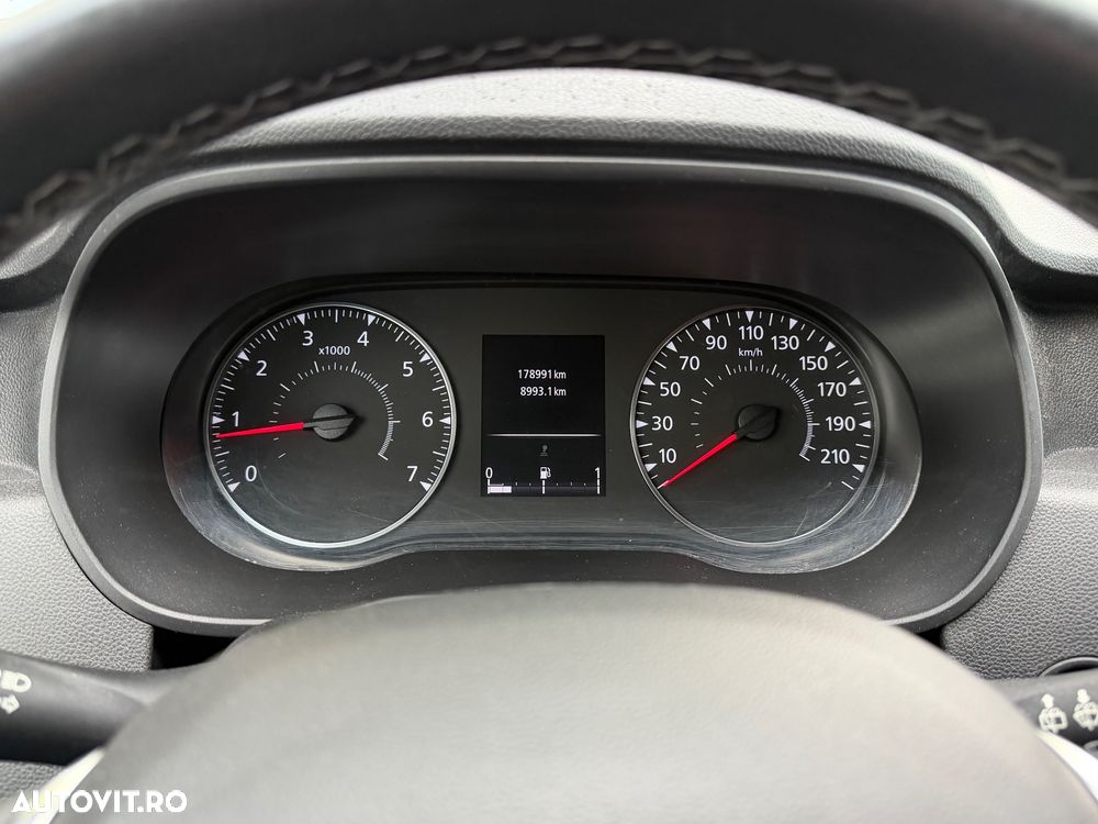 Dacia Duster TCe 150 GPF Prestige - 17