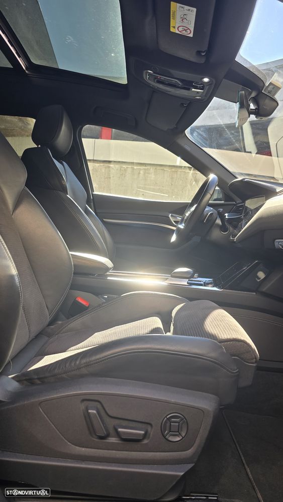 Audi e-tron 50 quattro S line - 15