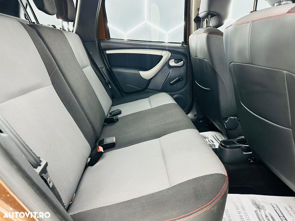 Dacia Duster dCi 90 FAP 4x2 Ambiance - 8