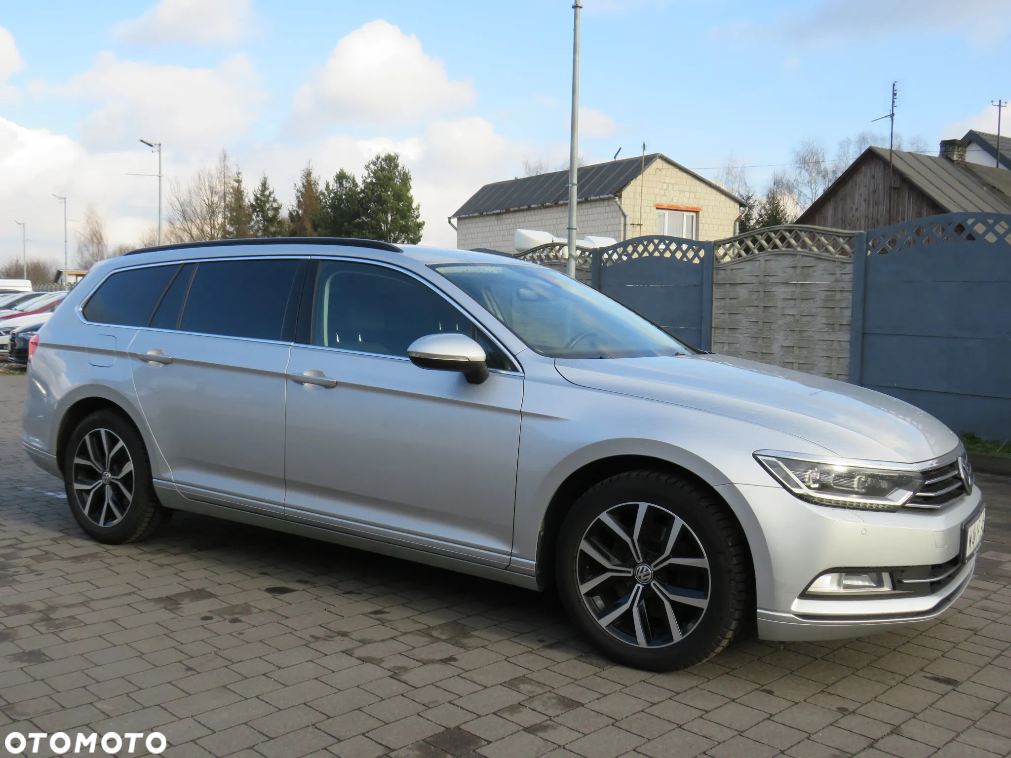 Volkswagen Passat 2.0 TDI BMT Comfortline - 10