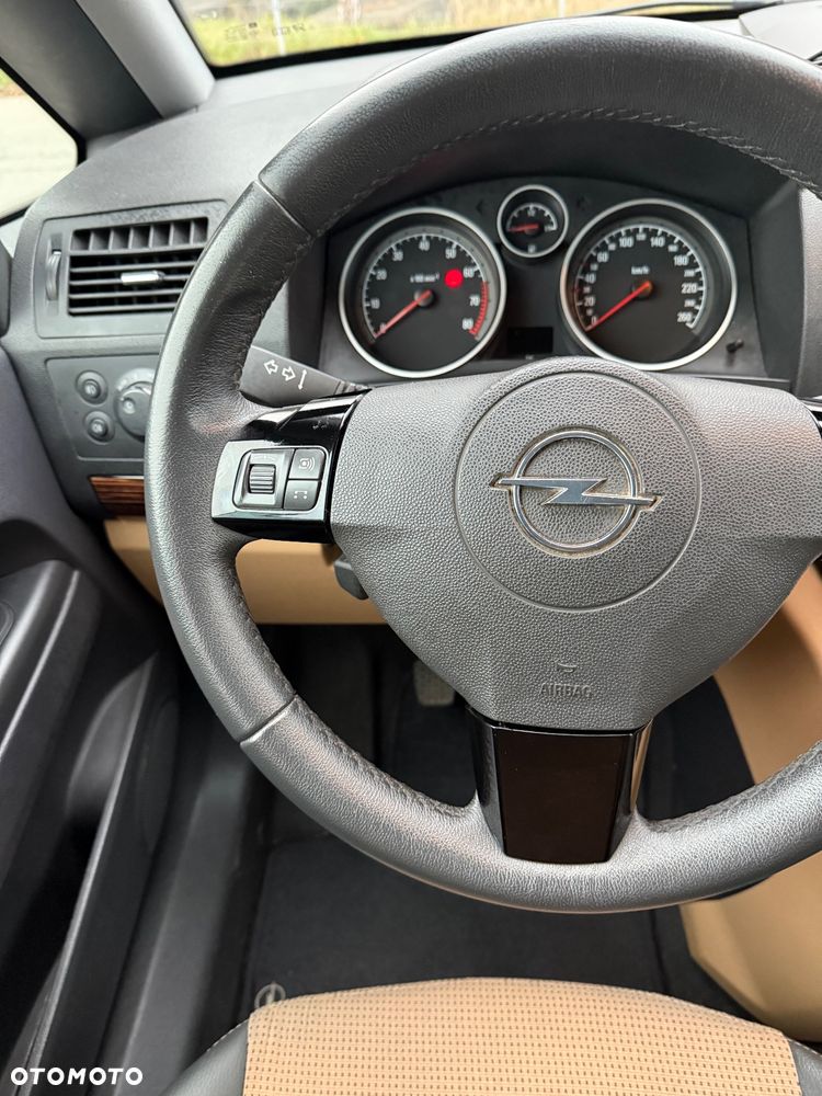 Opel Zafira 1.8 Family Plus - 21