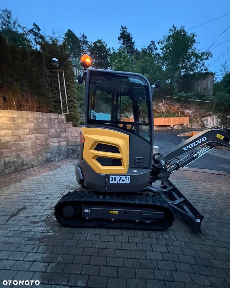 Volvo ECR25D - 19