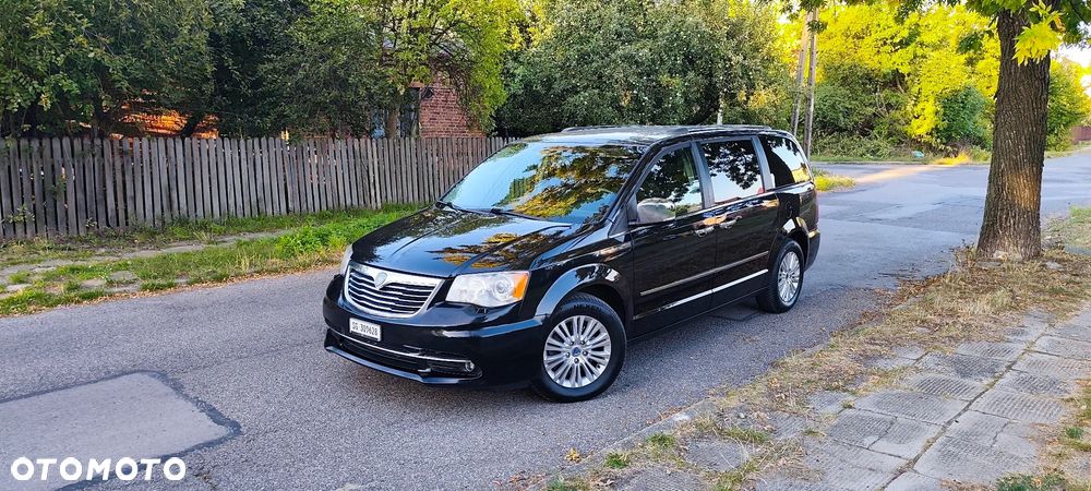 Lancia Voyager - 1