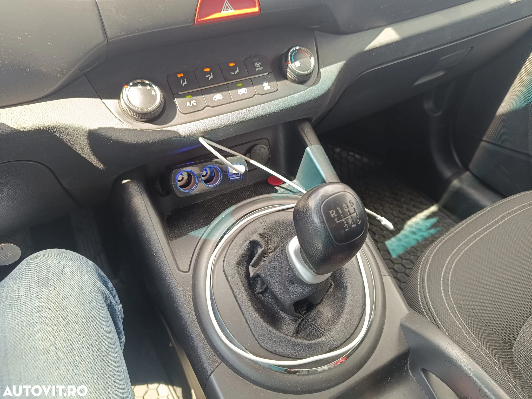 Kia Sportage 1.6 GSL MT 4x2 STYLE - 8