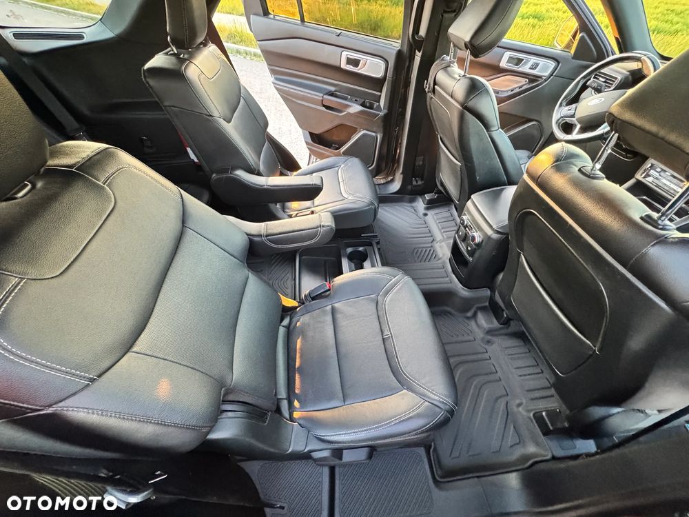 Ford Explorer 3.0 EcoBoost PHEV 4WD ST-Line - 26