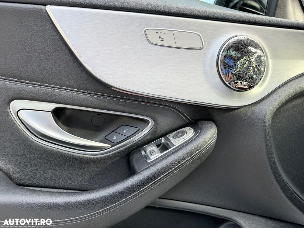 Mercedes-Benz C 220 d 4MATIC 9G-TRONIC AMG Line - 24