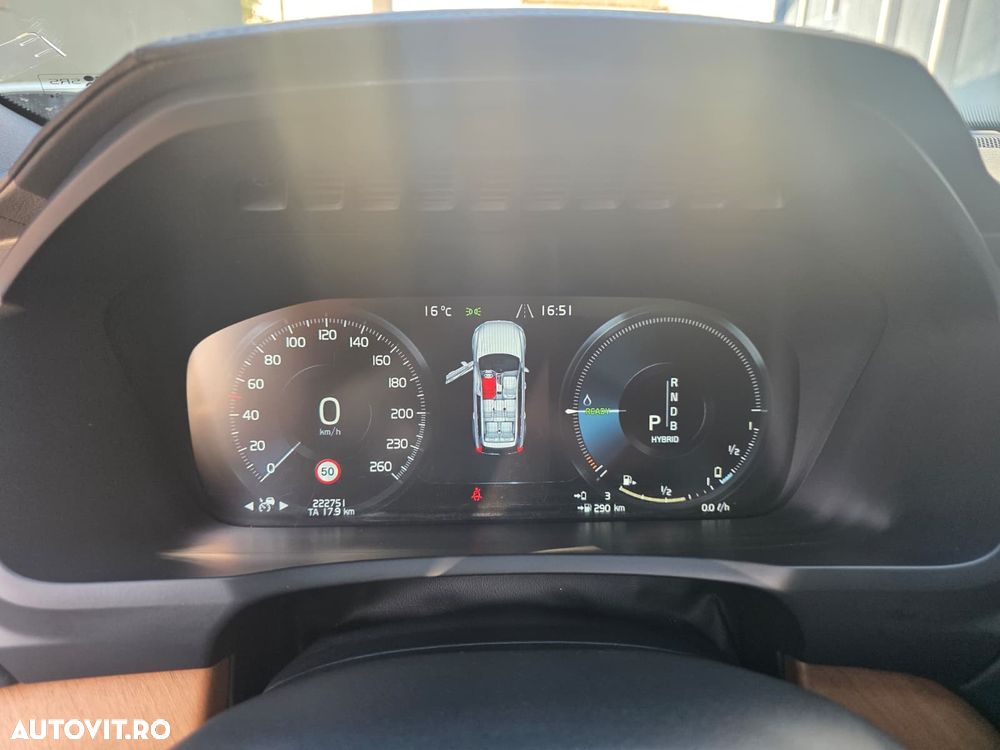 Volvo XC 90 T8 AWD Twin Engine Geartronic Inscription - 11