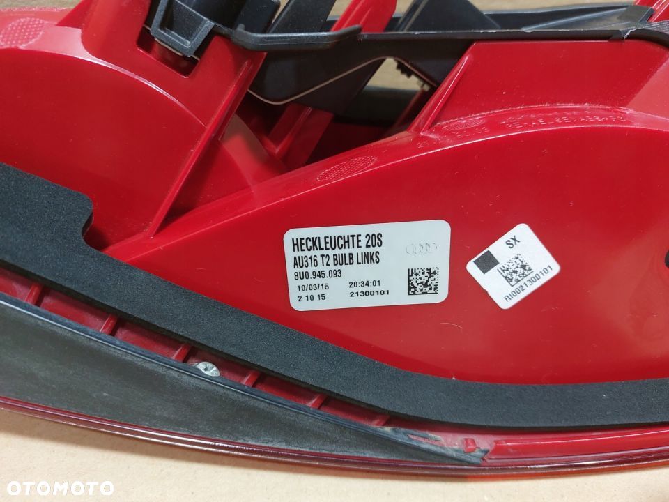 AUDI Q3 8U LAMPA LAMPY TYŁ TYLNE PRAWA EUROPA - 8