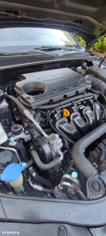 Hyundai Sonata 2.0 Style - 16