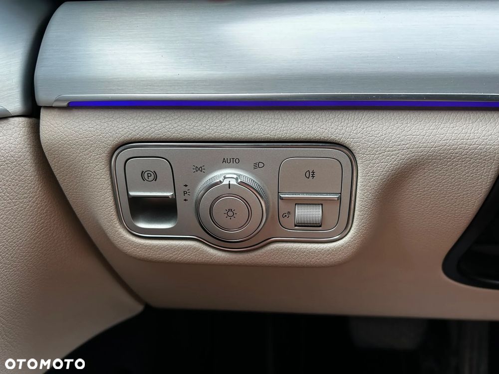Mercedes-Benz GLE 300 d 4-Matic - 30