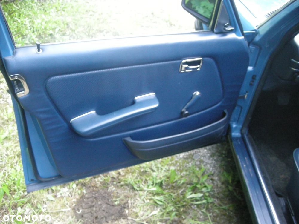 Mercedes-Benz W123 - 10