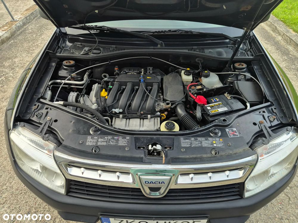 Dacia Duster 1.6 16V 4x2 Laureate - 27